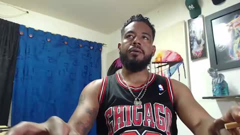 Snapshot of blade_foxx chatting on 03.04.25 Richard online show from 03.04.25