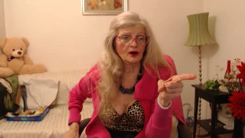 Snapshot of blairfort chatting on 01.17.25 blairfort online show from 01.17.25