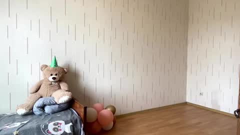 Mila online show from 03.26.26