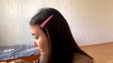 Mila online show from 04.08.26