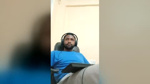 Snapshot of blakchiise chatting on 05.28.26 blakchiise online show from 05.28.26