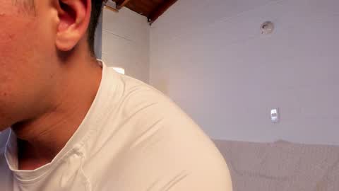 Snapshot of blake_levi chatting on 12.29.24 Blake Levi Independent Model online show from 12.29.24