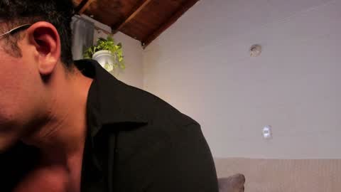 Snapshot of blake_levi chatting on 02.03.25 Blake Levi Independent Model online show from 02.03.25