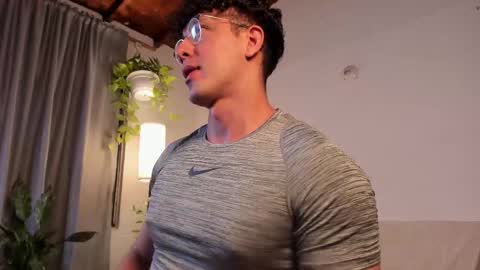 Snapshot of blake_levi chatting on 03.02.25 Blake Levi Independent Model online show from 03.02.25