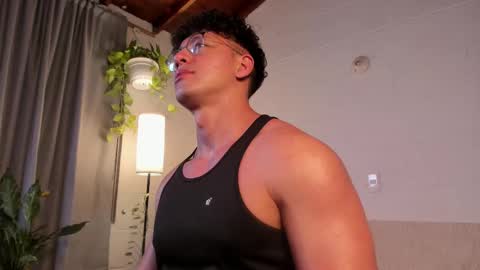 Snapshot of blake_levi chatting on 03.08.25 Blake Levi Independent Model online show from 03.08.25