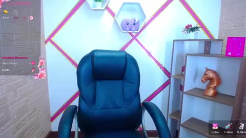 blakelovee online show from 10.31.25