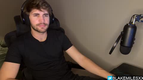 Snapshot of blakemiles2 chatting on 10.08.25 Blake Miles online show from 10.08.25
