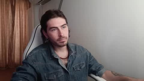 Snapshot of blakesedon13 chatting on 10.21.25 BlakeSedon online show from 10.21.25