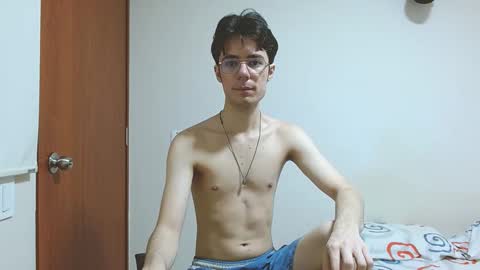 Snapshot of blakeshatter chatting on 01.17.25 blakeshatter online show from 01.17.25