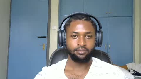 blakmoufaka online show from 10.17.25