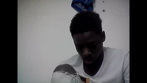 Snapshot of blesse_mixed chatting on 09.10.25 Black  brown online show from 09.10.25