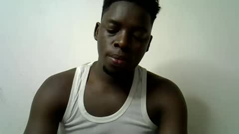 Snapshot of blesse_mixed chatting on 10.22.25 Black  brown online show from 10.22.25
