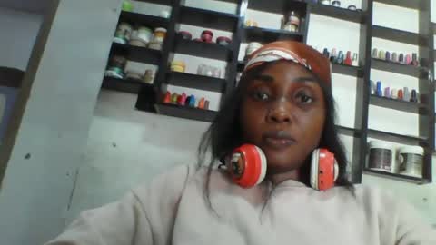Lola online show from 06.19.26