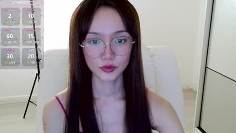 YoYo online show from 12.18.24