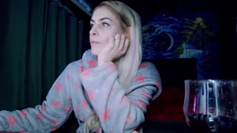 blonde4pasion online show from 01.25.25