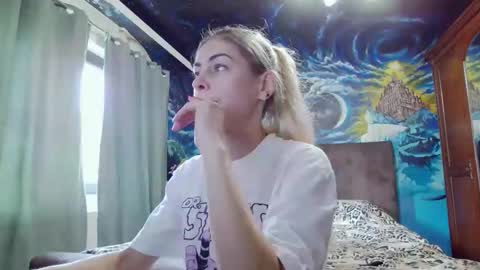 blonde4pasion online show from 10.10.25