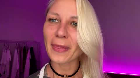 Snapshot of blonde_fuck_couple chatting on 04.10.26 blonde_fuck_couple online show from 04.10.26
