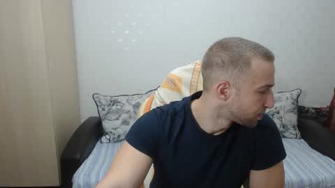 Mr Blond online show from 02.02.25