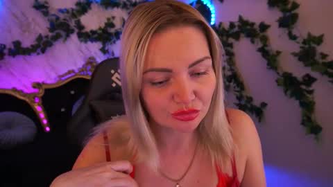 Blonde online show from 10.20.25