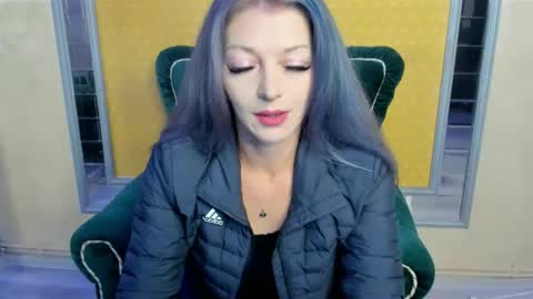 Tina online show from 09.20.25