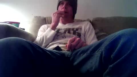 Snapshot of blondieblu89 chatting on 01.05.25 First Time College Boy online show from 01.05.25