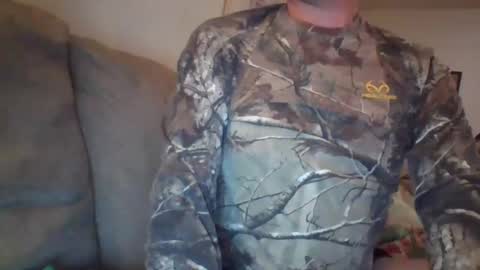 Snapshot of blondieblu89 chatting on 01.08.25 First Time College Boy online show from 01.08.25