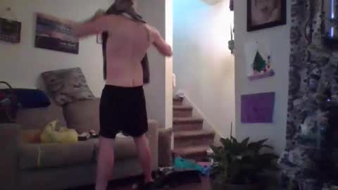 Snapshot of blondieblu89 chatting on 01.08.25 First Time College Boy online show from 01.08.25