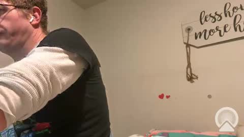 Snapshot of blondieblu89 chatting on 01.12.25 First Time College Boy online show from 01.12.25