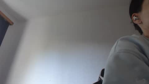 Snapshot of blondyelena chatting on 05.24.26 blondyelena online show from 05.24.26