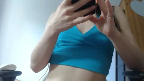 Snapshot of blondyelena chatting on 06.23.26 blondyelena online show from 06.23.26