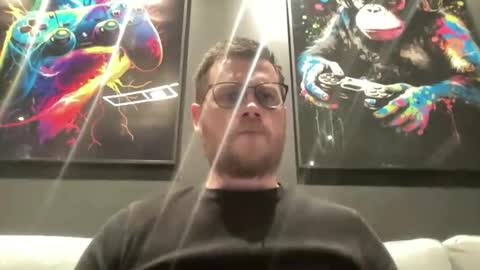 Snapshot of bloodbank23 chatting on 12.08.24 Thomas online show from 12.08.24