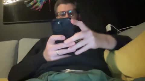 Snapshot of bloodbank23 chatting on 01.26.25 Thomas online show from 01.26.25