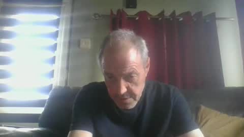 Snapshot of bloody52 chatting on 02.10.25 bloody52 online show from 02.10.25