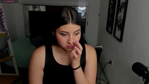 Snapshot of bloom_winxx chatting on 02.07.26 bloom_winxx online show from 02.07.26