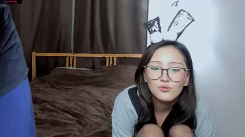 Sasha and Maria online show from 11.23.25