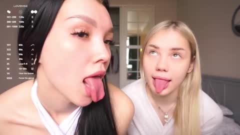 Adeline online show from 04.18.26