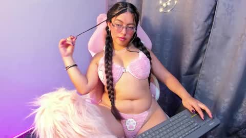 Snapshot of blue_sky18 chatting on 03.04.26 hanna online show from 03.04.26