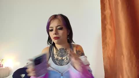 Snapshot of blue_tatuu1 chatting on 12.26.24 Alice bleu for friends online show from 12.26.24