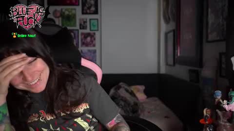 Blue online show from 11.22.25