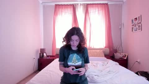 Elisa online show from 01.14.25