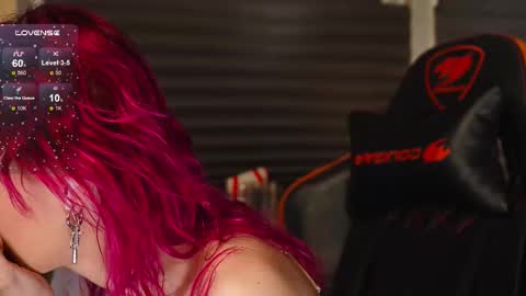 Snapshot of bluecherryyy chatting on 11.20.25 Lika online show from 11.20.25