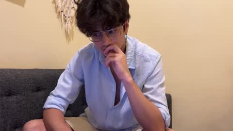 Snapshot of bluedaan chatting on 02.10.25 Daan online show from 02.10.25