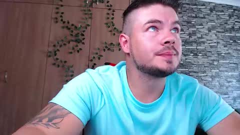 blueeyeboy0 online show from 01.14.26