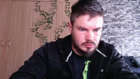 Snapshot of blueeyeboy0 chatting on 06.01.26 blueeyeboy0 online show from 06.01.26