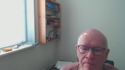 blueeyesn8 online show from 03.10.25