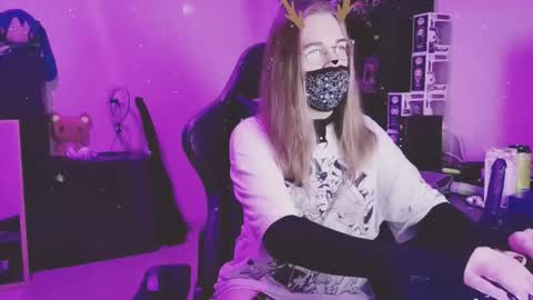 Blue online show from 12.17.25