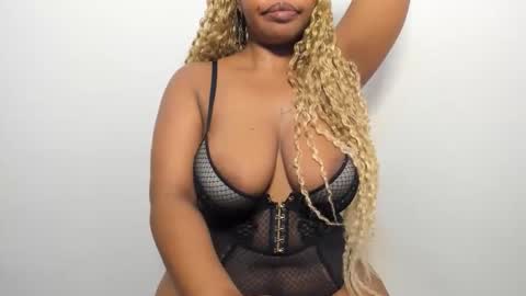 Snapshot of blueyivy chatting on 04.15.26 Babygirl online show from 04.15.26