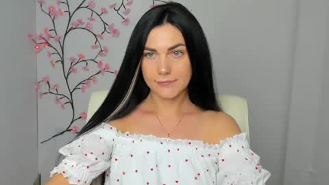 Snapshot of blum_kelly chatting on 06.18.26 Kelly online show from 06.18.26