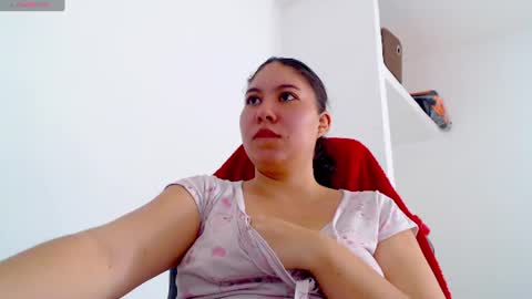 Snapshot of blumbum chatting on 07.19.26 Hey guysI am BrendaWelcome my room online show from 07.19.26