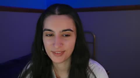 Snapshot of bluntbabe chatting on 12.18.24 Sasha online show from 12.18.24